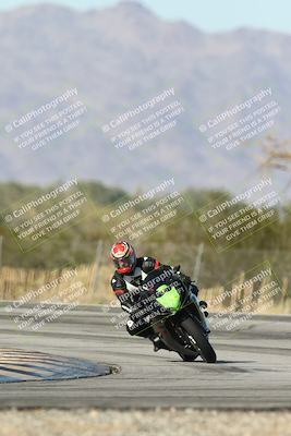 media/Dec-01-2025-Moto Forza (Mon) [[2daa91e15f]]/2-Intermediate Group/Session 3 (Turn 3)/